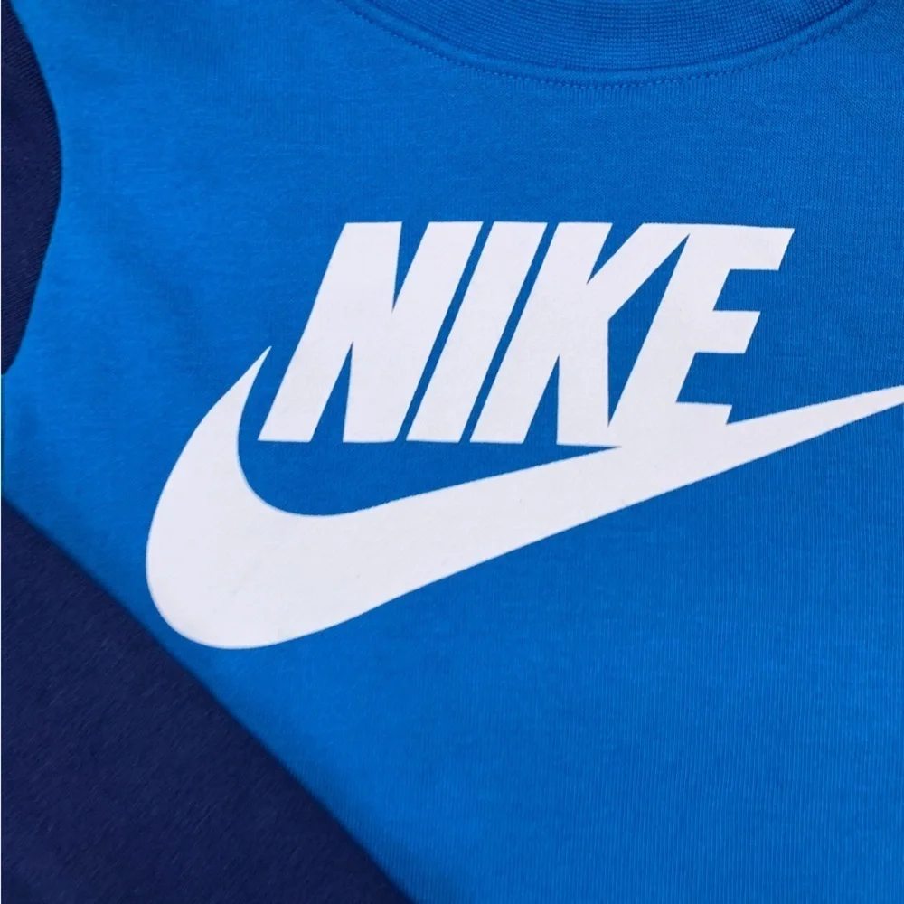 Nike Little Boys Sweatshirt and Pants, 2 Piece Set Size 4
